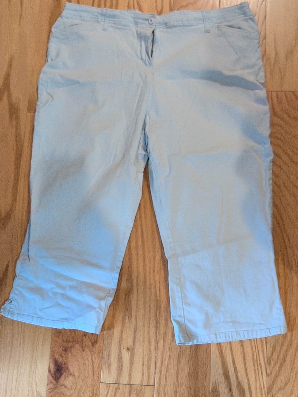 Basic Editions Light Blue Women's Capris